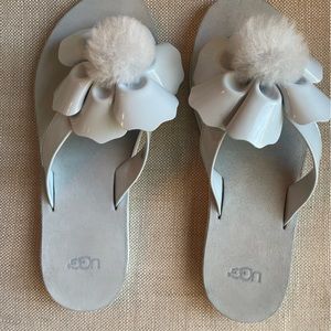 UGG flip flop slipper